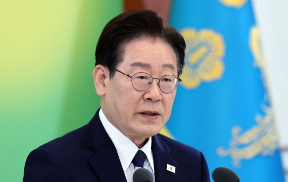 [폴폴뉴스]李대통령 지지율 5주 연속 60%대…0.7%p↑, 61.9%