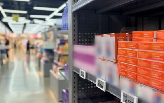 "신분증? 필요없어"…약물 오남용 부추기는 창고형 약국