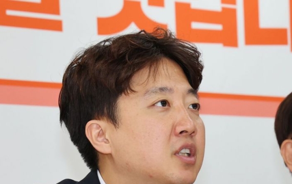 Lee Junseok：“Jang Donghyeok所谓‘5.9亿分之一’，请公开计算公式”