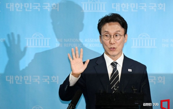 국정과제 토론회, 의제 선점 김민석…정청래 토론회 맞불, 송영길 출마 임박