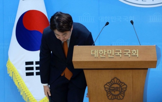 Reform New Party Leadership Including Lee Jun-seok Resigns En Masse Amid Election Defeat and Rocky Road Ahead