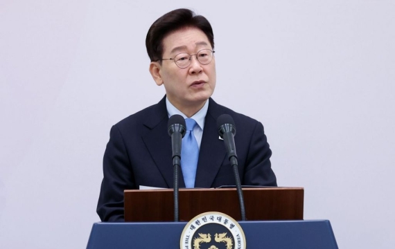 기초단체장 만난 李대통령 "수도권 폭발·지방소멸 못 풀면 대한민국 미래 없다" 