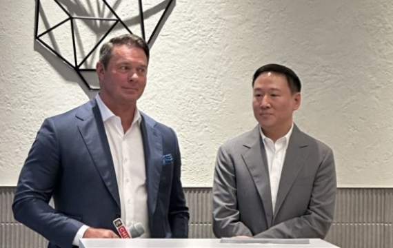 Chipotle Launches in Korea...Heo Heesu Vows to Lead Customized Food Culture