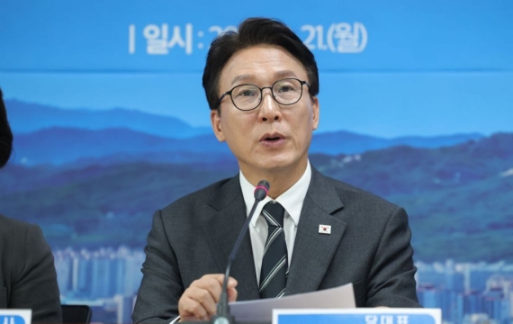 '징관 낙마' 후폭풍…김민석 '민생·개헌' 반전 노리나