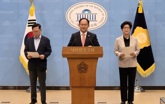 国防委员会29日召开全体会议……在野党：“将查明地雷事故真相”