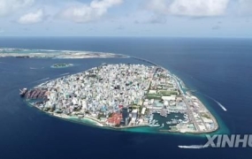 "09년생 이후론 담배 못 핀다"...몰디브, '평생 금연법' 시행  