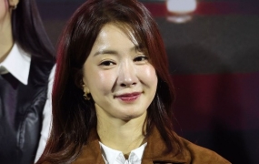 배우 이시영 캠핑장 민폐 논란에…"불편하셨던 분께 죄송"