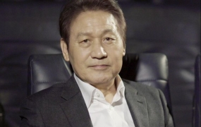 배우 안성기, 병원 이송 중환자실 위중…소속사 "경과 확인 중"