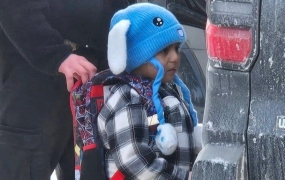 5살 아이 구금도 모자라 '미끼'로? 美 이민당국 또 논란