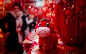 실수로 만든 불량 장난감이 '대박'…"회사 시달리는 나 같아"