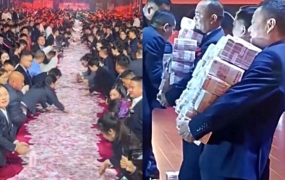 '125억' 쌓아두고 "센 만큼 성과급 가져가라"…7000명에 통 크게 쐈다