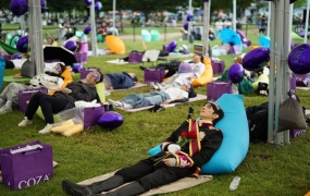 '잠자는 한강의 왕자' 올해는 모기를 이겨라