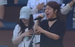 "애국가 부른 것 맞냐" 논란에 결국…"불편 드려 죄송" 사과
