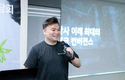 "누구나 로봇 만드는 환경 준비…연말 네이버 건물서 로봇 커피 배달"