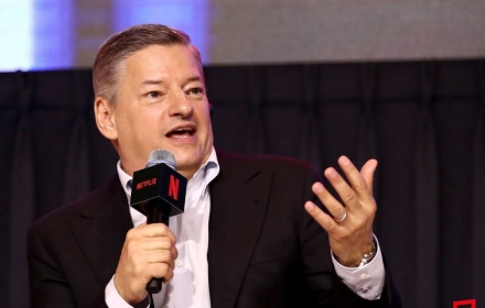 넷플릭스, 캐머런 감독 비판…"파라마운트 거짓 정보전의 하수인"