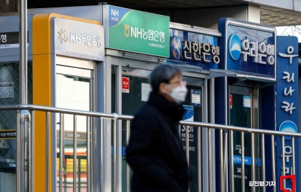 은행권, 최대 350% 성과급주 4.9일제 합의