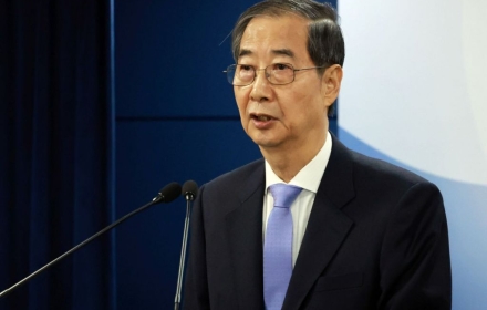 '복귀' 韓대행 "여야·정부 달라져야…국정 현안 진척 위해 노력"