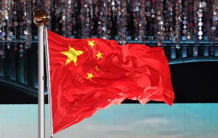 China to Become World's Top Net Creditor Nation by Year-End 