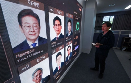 대선 레이스 시작…李 "희망의 새벽 열겠다" 金 "더 낮은 곳 섬길 것"
