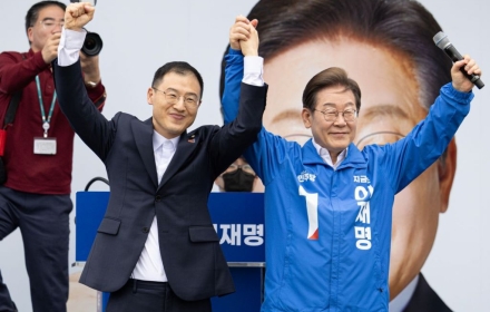 이재명-김상욱, 전북서 만났다…중도보수 확장 지속