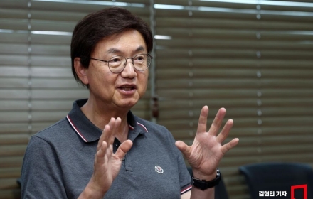 [인터뷰]우유철 전 현대제철 부회장 "불황 탈출 기회 반드시 온다…사람에 투자해야"