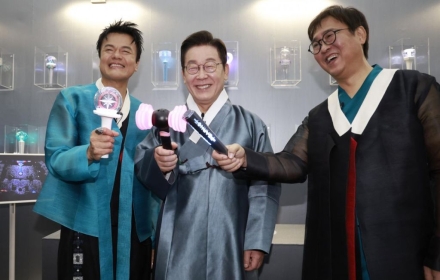 K팝 '빅4' 코첼라 넘는 음악축제 만든다