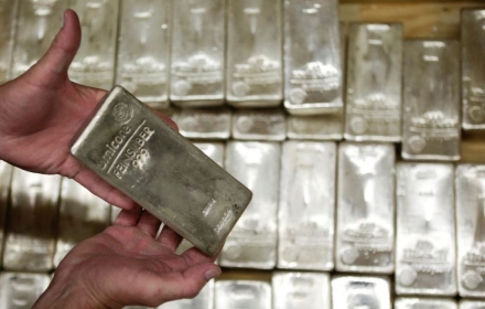 또 폭격 맞은 은 "70달러 뚫리면 위험"