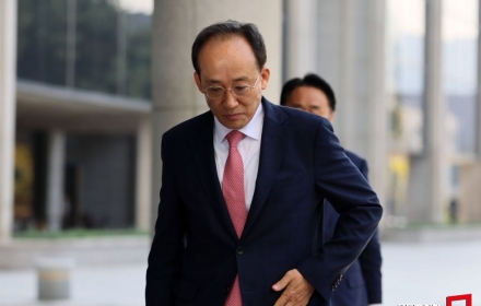  Choo Kyungho's Arrest Motion Reported to Plenary Session... Alleged Obstruction of Martial Law Lifting in National Assembly