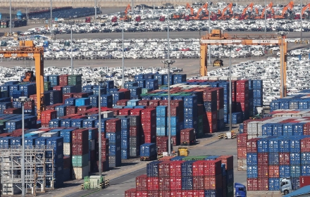 KDI Raises Next Year's Growth Forecast to 1.8% by 0.2%p... "Exports to Weaken"