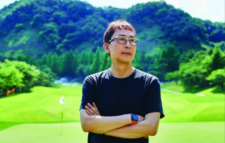 Jonghyun Lee, Editor-in-Chief of Leisure Newspaper, Publishes Poetry Collection "People, Longing, and In Between"