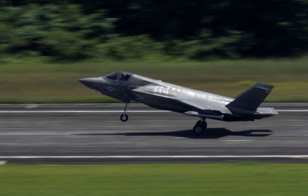 영국, F-35 스텔스기 중동 전진 배치…美·이란 긴장 대비