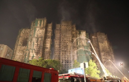 홍콩 화재 참사에 K팝 기부 잇달아…SM·YG, 아이들·잭슨 동참