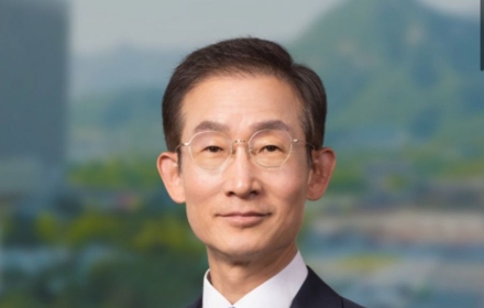 李대통령, 감사원장 후보자로 민변 회장 출신 김호철 변호사 지명