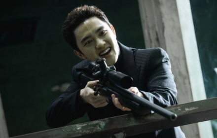 [라임라이트]폭발 직전의 정지…도경수가 만든 ‘공백의 긴장'