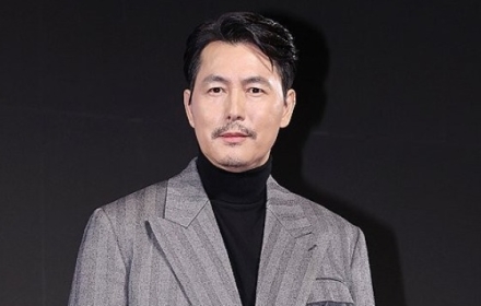 정우성, 혼외자 인정 1년만 복귀 "사적 변화 말씀 못 드려"