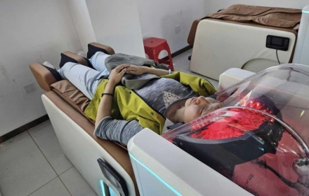 로봇이 머리 감겨주고 목욕 시켜주고…일상 스며든 로봇들