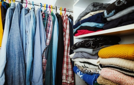 옷장 열었더니 최대 300만원씩 '따박따박'…요즘 유행 중인 '이 부업'