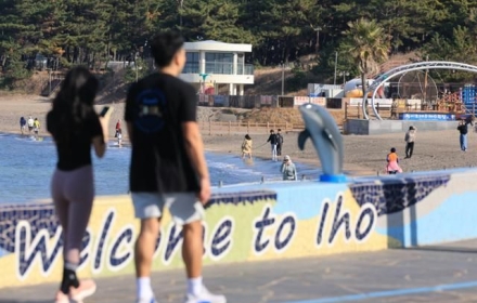 하루에 몇 보 걸으세요? 인지 기능 저하 늦추는 '5000보'