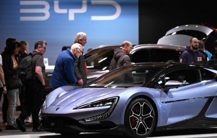  BYD, 작년 460만대 판매…테슬라 제치고 전기차 1위