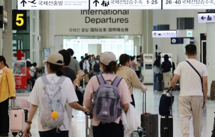 '가정의 달 특수' 겨냥…'여행 결제'에 힘주는 카드사들