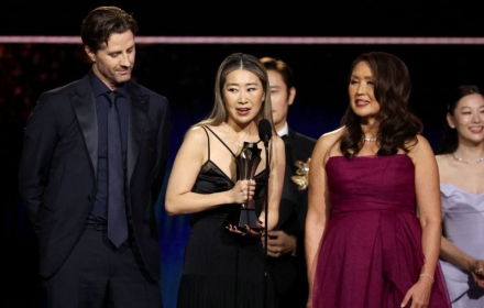 디즈니·픽사 넘어선 'K애니'골든글로브 2관왕, 오스카로 직행