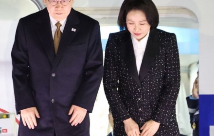 방일 마친 李대통령 귀국…15일 UAE 행정청장 접견 