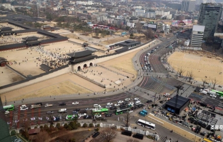 BTS 복귀 공연 앞둔 광화문·숭례문…국가유산청, 문화유산 보호 비상 체제 가동