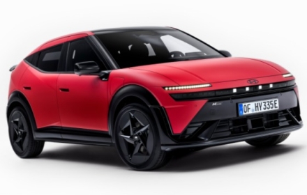 현대차, '아이오닉 3' 밀라노서 세계 최초 공개…유럽 시장 노린 소형 해치백