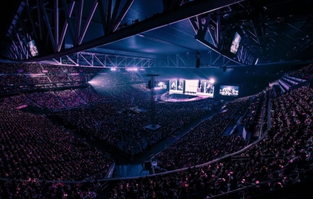 [K팝, 왜 한국을 떠났나]"한국 거쳐 세계로? 옛말"…팝의 본고장 직행하는 K팝