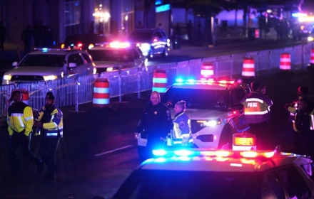 '산탄총 무장' 괴한 보안 뚫으려 시도, 비밀경호국 요원 향해 '탕탕탕'…트럼프 무사