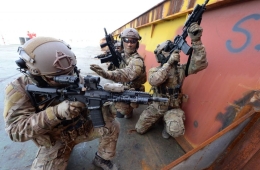 호르무즈 군함 파견 '3가지 걸림돌'