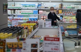 "가까스로 버텼다"…식품업계, 포장재·환율 변수 '먹구름'