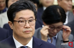 김병주 MBK 회장, 홈플러스 운영 관여했나…펀드 정관에 '의무' 명시