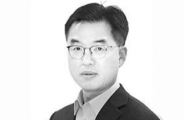 [시론] 월가 황제가 디트로이트에서 벌인 일